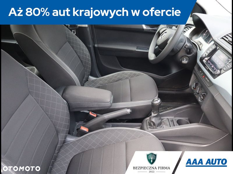 Skoda Fabia - 10
