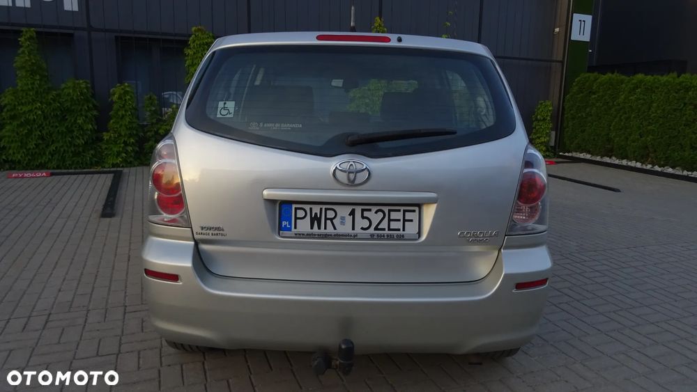 Toyota Corolla Verso 1.8 Sol 7os - 8