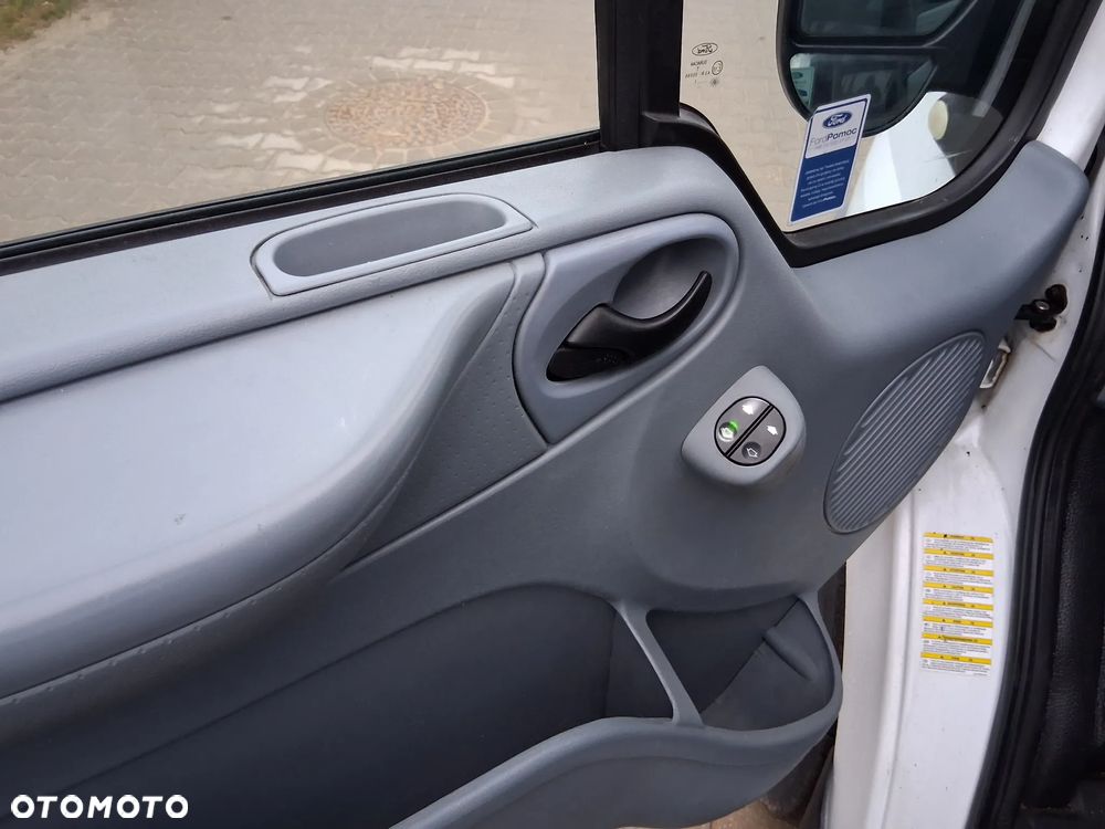 Ford Transit - 17