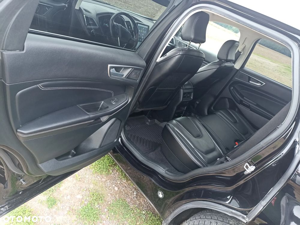 Ford Edge - 19