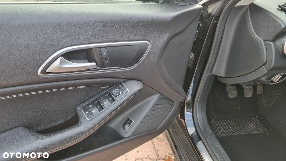 Mercedes-Benz CLA 180 (CDI) d - 31