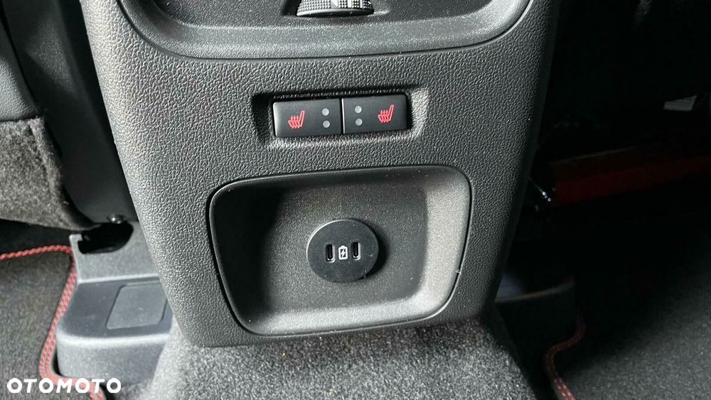 Ford Kuga - 25
