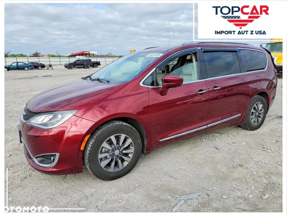 Chrysler Pacifica - 1