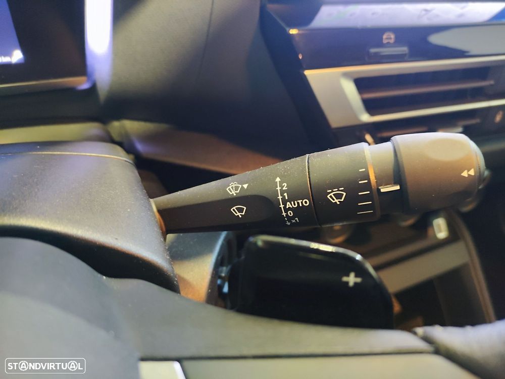 Citroën C4 X 1.2 PureTech Plus EAT8 - 15