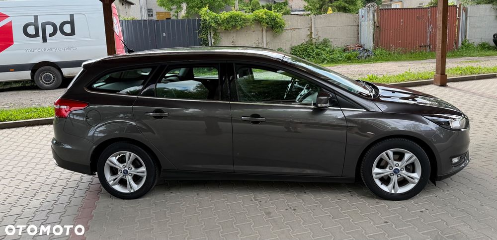 Ford Focus 1.0 EcoBoost Titanium - 12