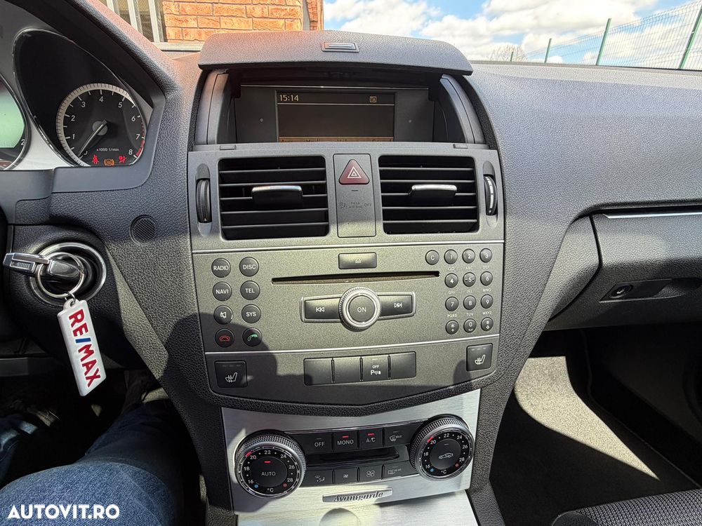 Mercedes-Benz C 250 CGI BlueEFFICIENCY Aut. - 11