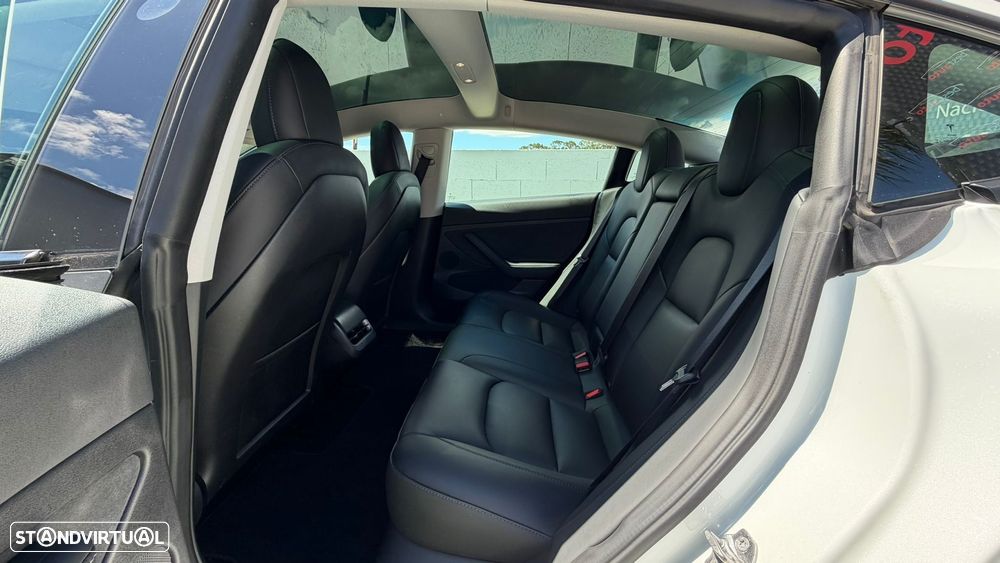 Tesla Model 3 Long Range Tração Integral - 24