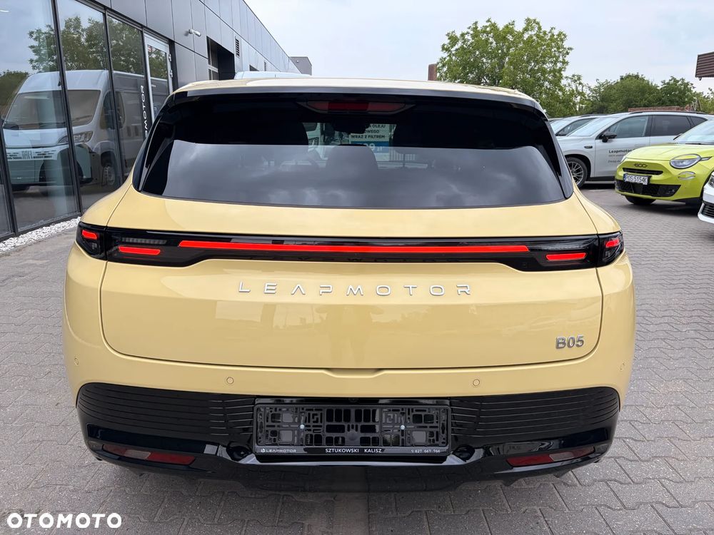 Leapmotor B05 - 10