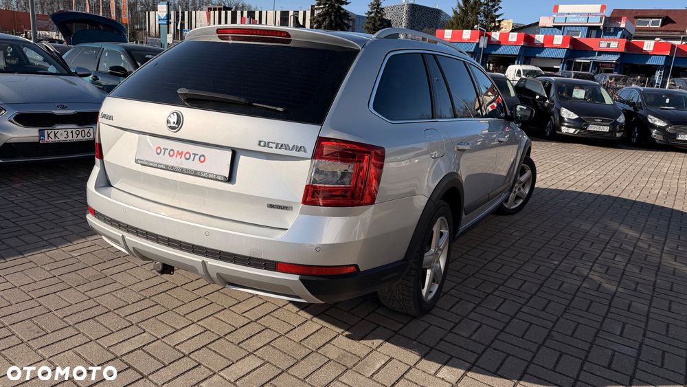 Skoda Octavia 1.8 TSI L&K DSG - 3