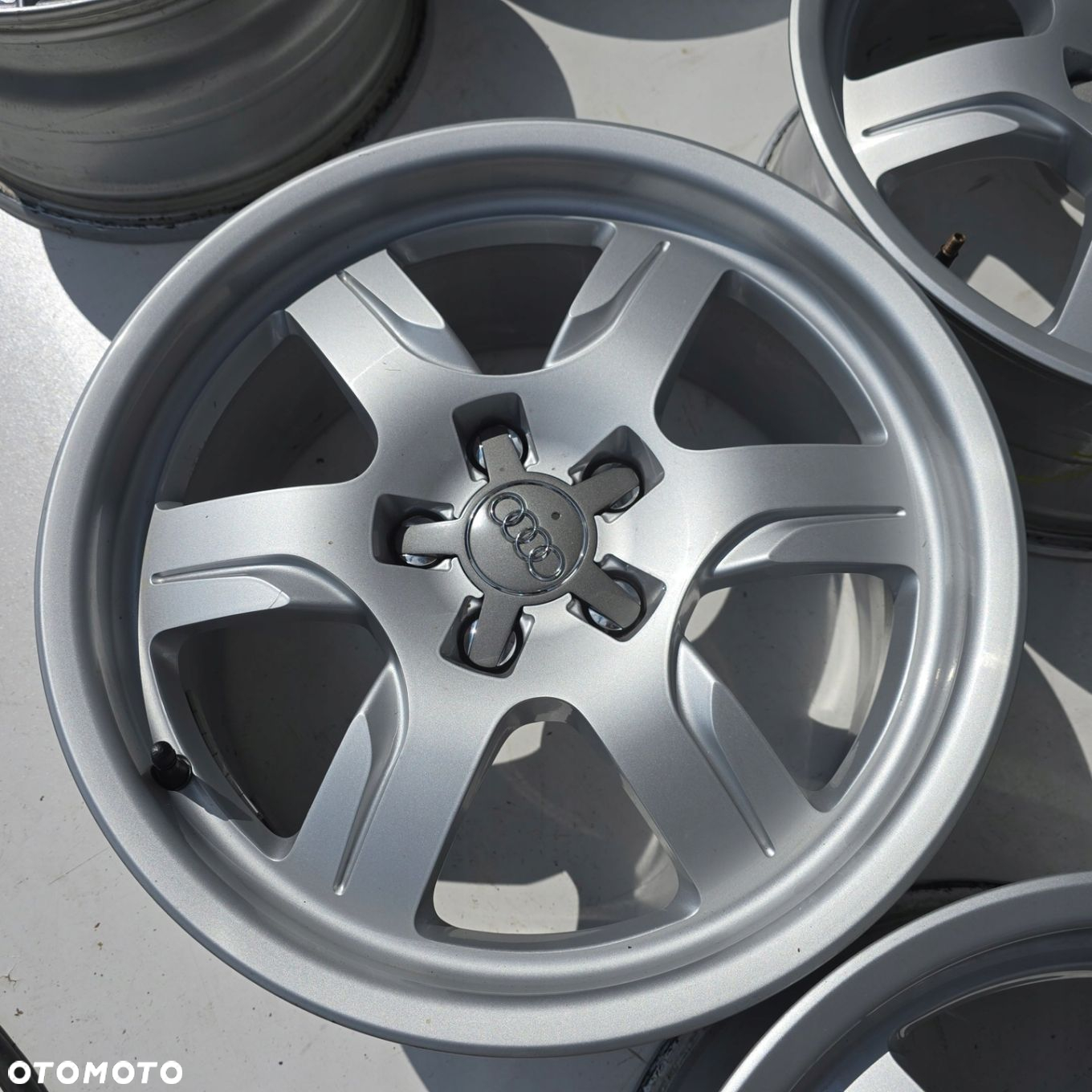 AUDI A5 A4 B8 B9 A6 C6 C7 17" 5x112 ET28 4X - 4
