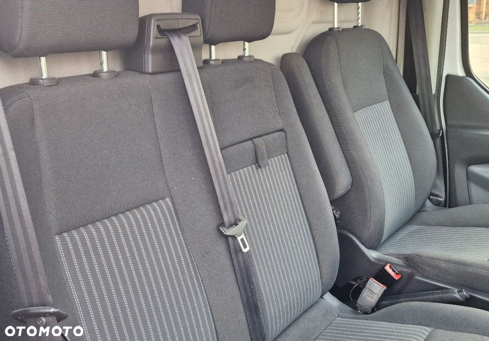 Ford Transit Custom - 19