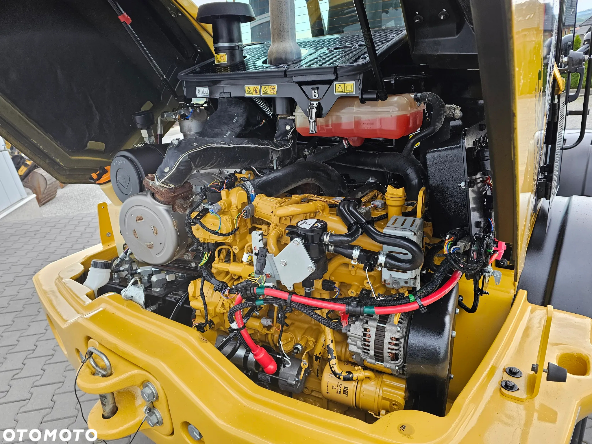 Caterpillar 906 M - 15