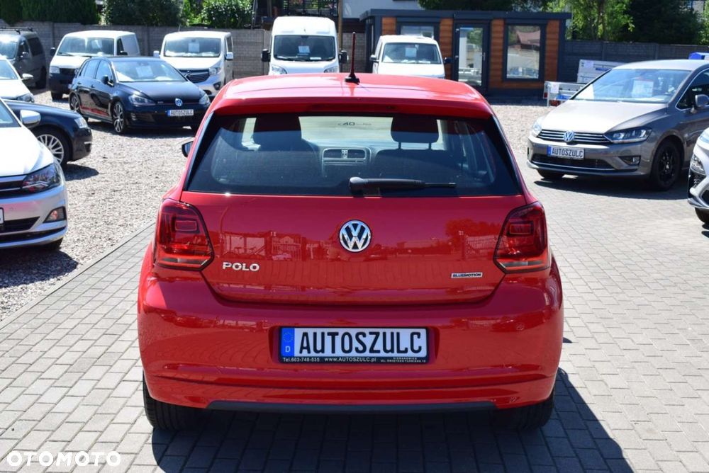Volkswagen Polo - 8