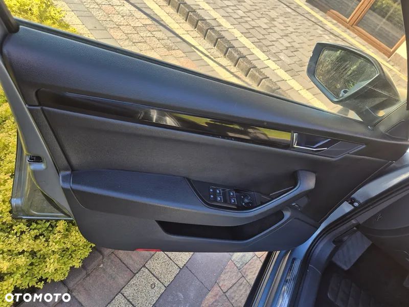 Skoda Superb 2.0 TSI 4x4 L&K DSG - 15