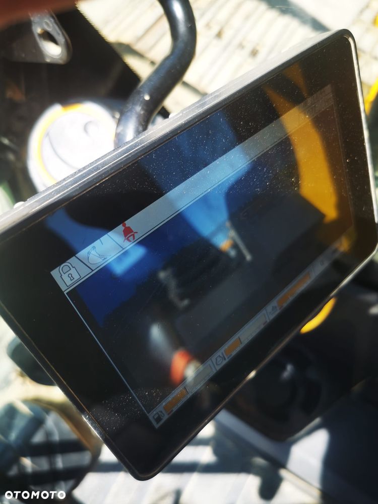 JCB 220 X lc 7500 MTH 2020 rok - 32