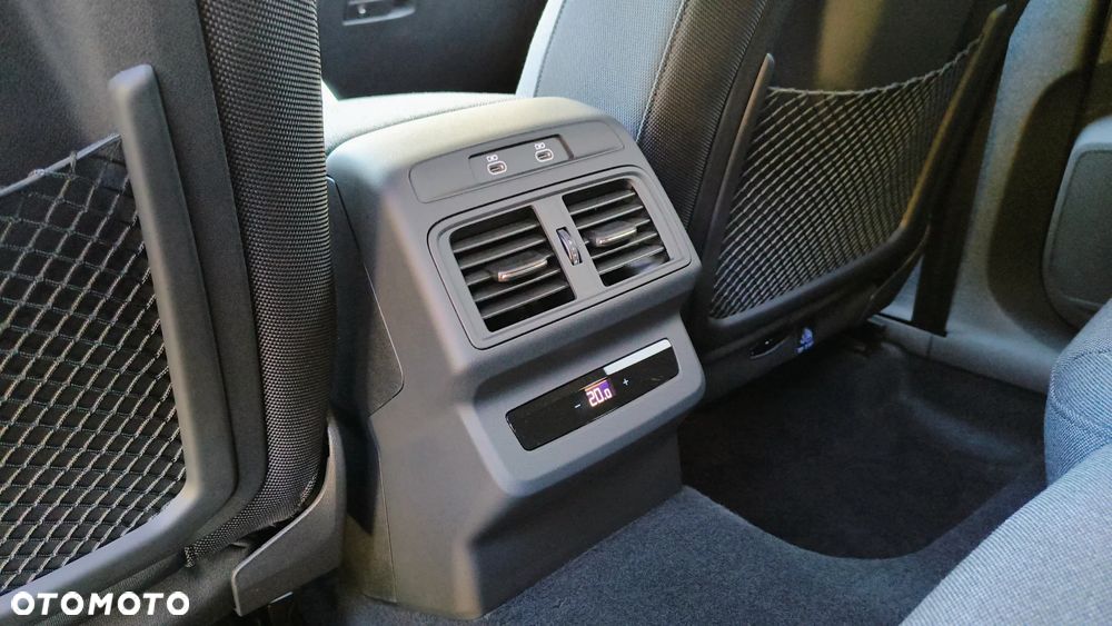 Audi Q5 Sportback - 33