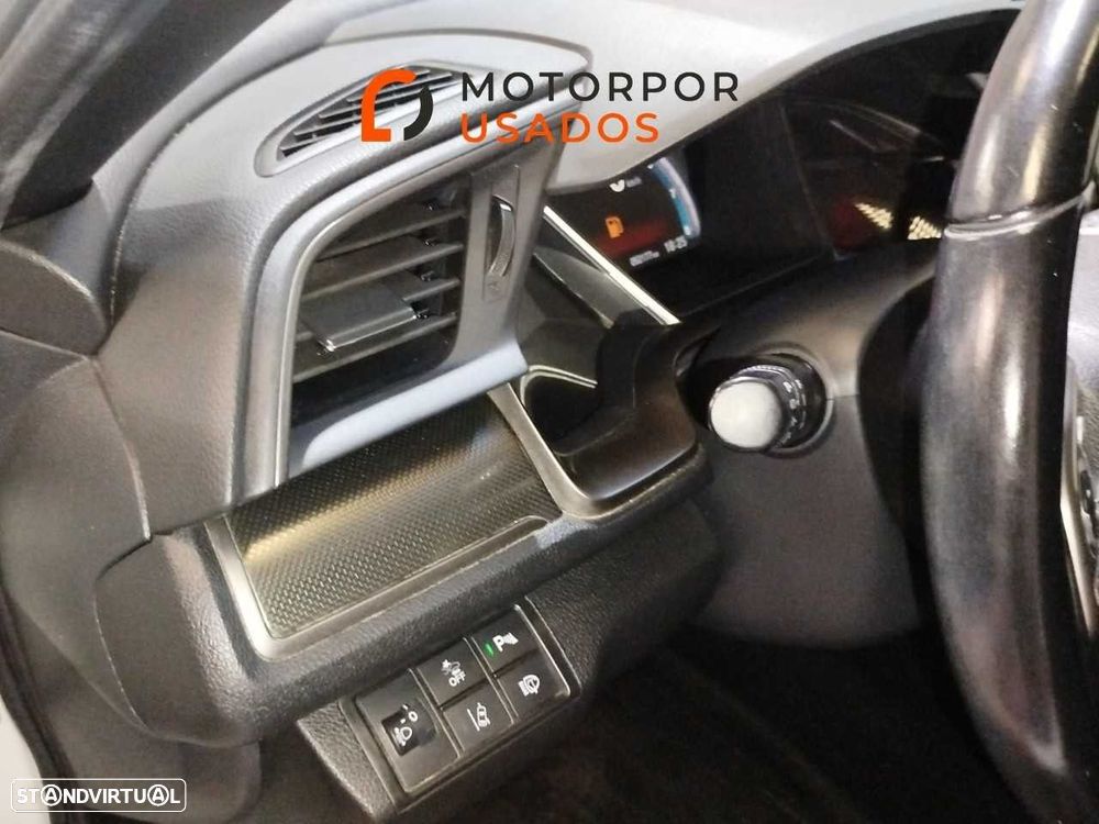 Honda Civic 1.0 i-VTEC Executive Premium - 13