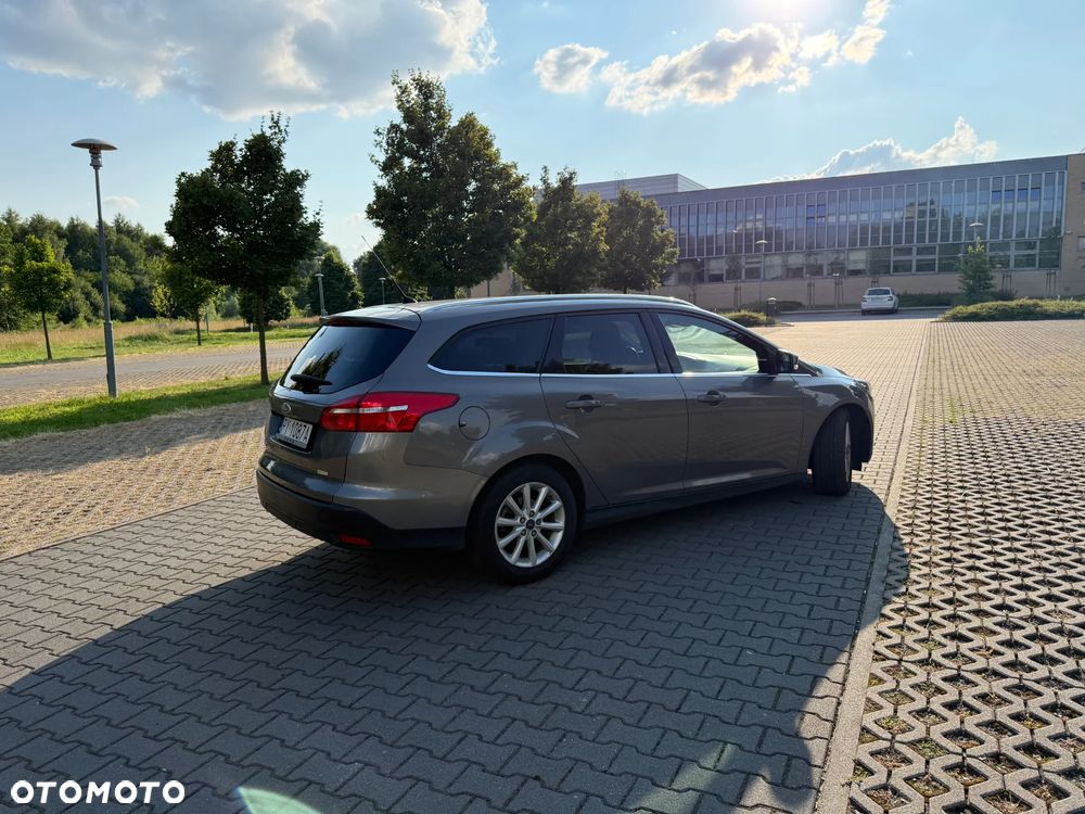 Ford Focus 1.0 EcoBoost Titanium ASS - 10