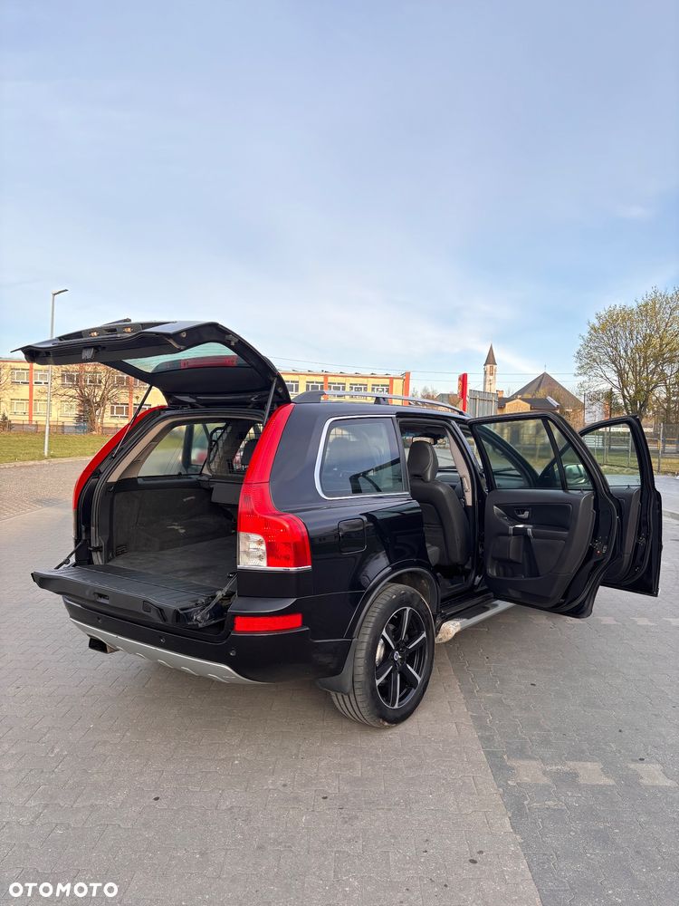 Volvo XC 90 - 8