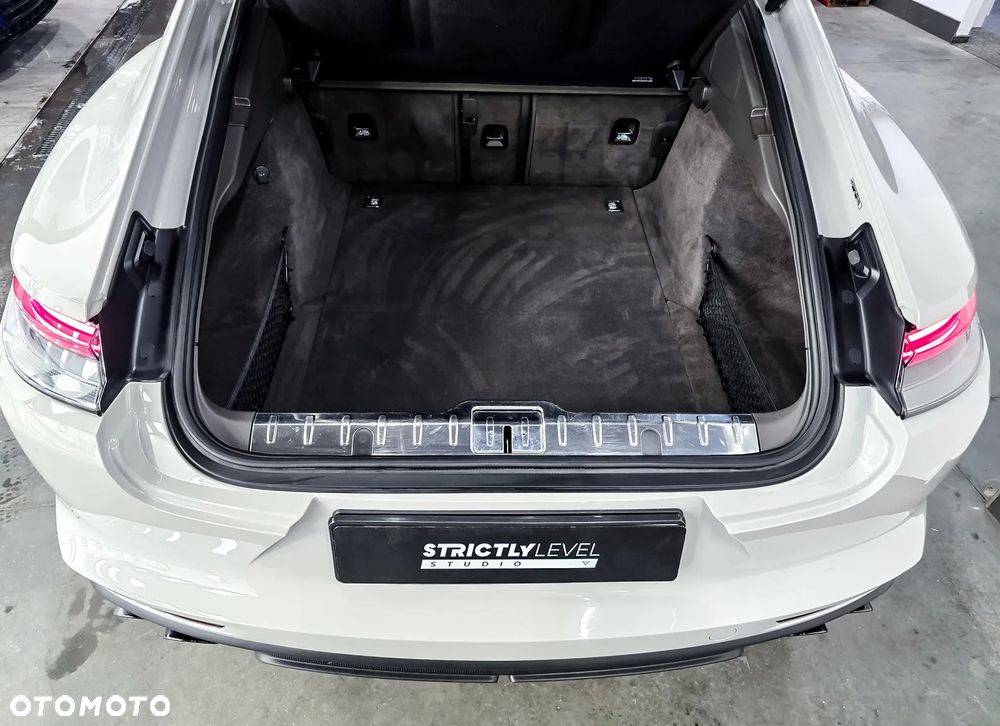 Porsche Panamera 4 - 9