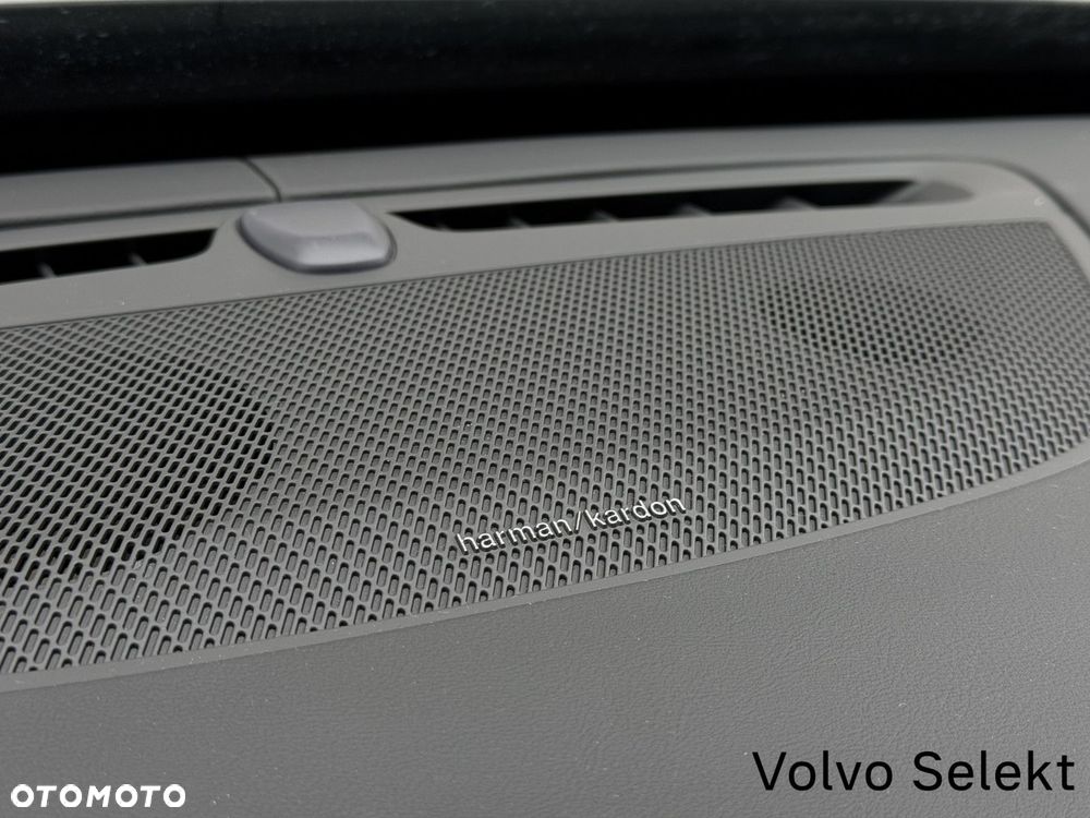 Volvo XC 90 - 37