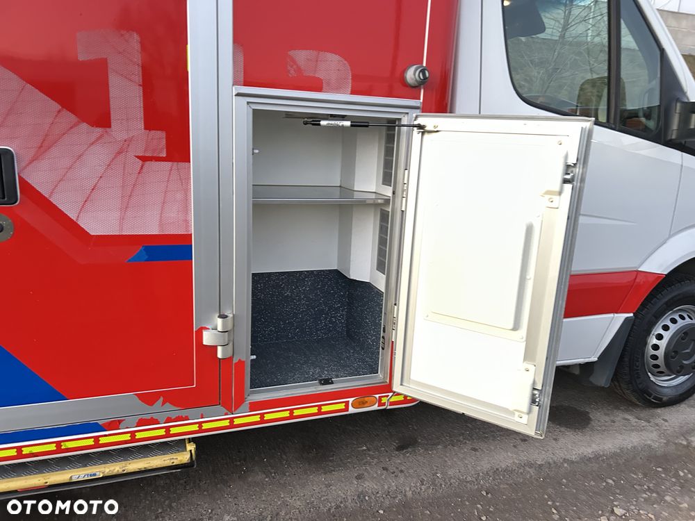 Mercedes-Benz Sprinter - 21