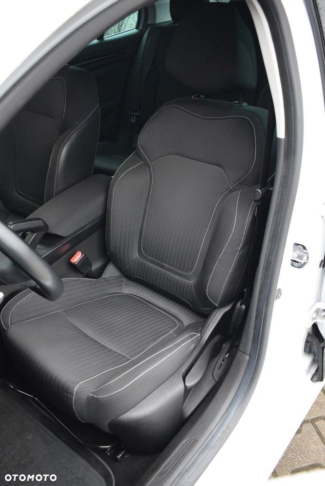 Renault Megane 1.6 SCe Zen - 8