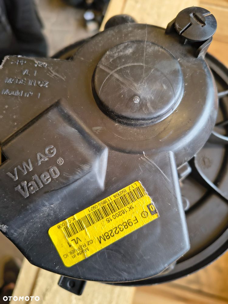 VW TOURAN I DMUCHAWA POWIETRZA WENTYLATOR NAWIEWU F983228M - 2