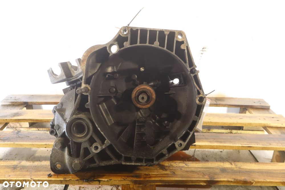 skrzynia biegów 5 biegowa - 1