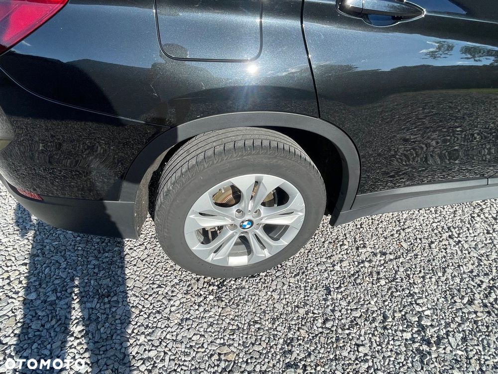 BMW X1 sDrive18d - 9