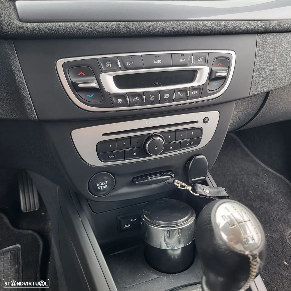 Renault Mégane ENERGY dCi 110 INTENS - 25