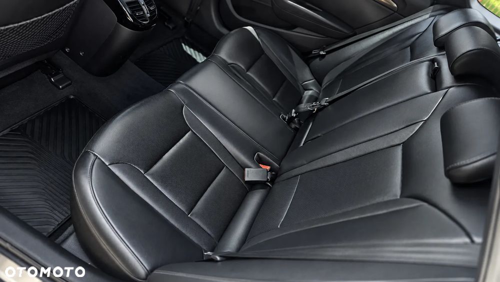 Hyundai i40 Kombi 1.7 CRDi Premium - 19