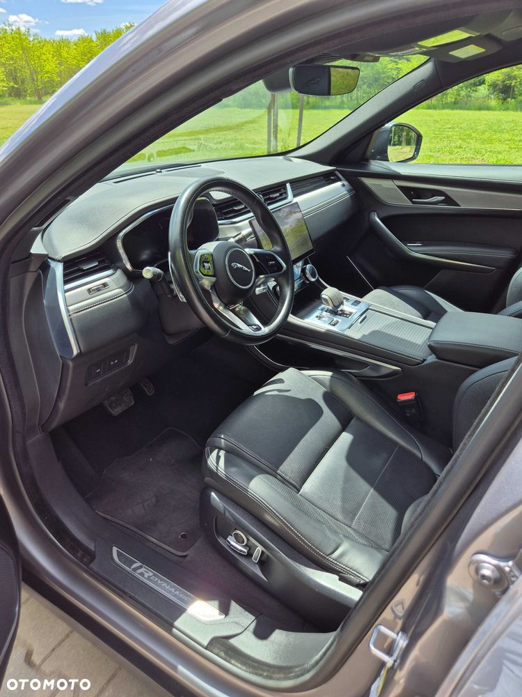 Jaguar F-Pace - 5