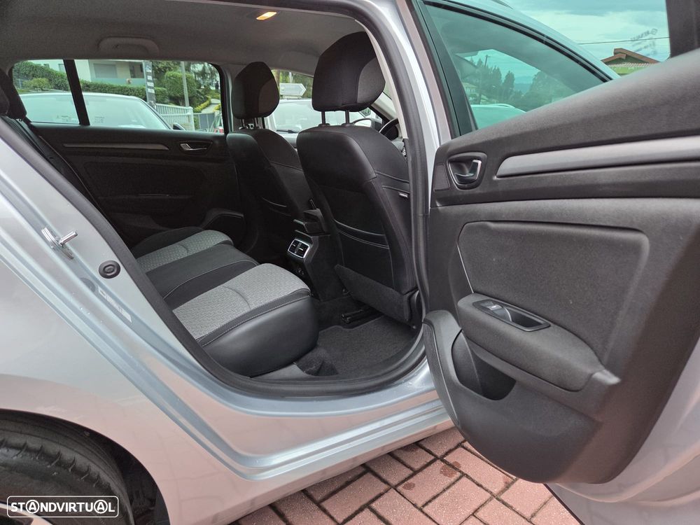 Renault Mégane Sport Tourer 1.5 Blue dCi Limited - 14