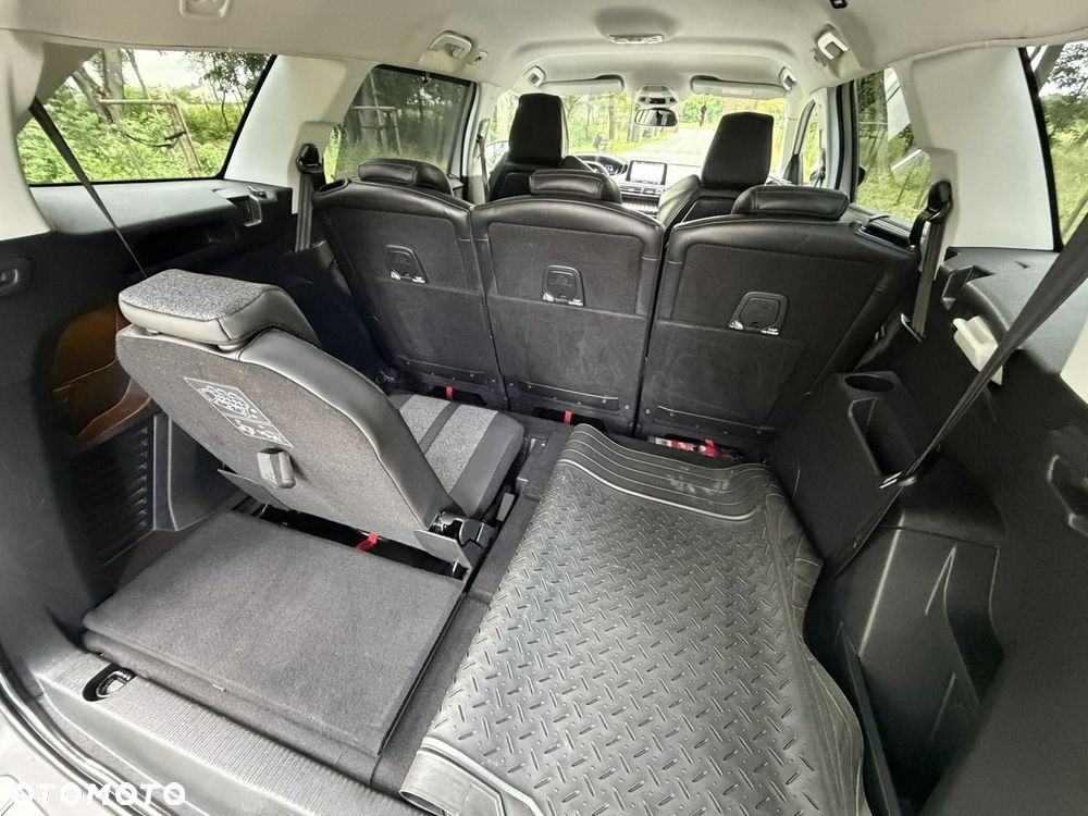Peugeot 5008 - 26