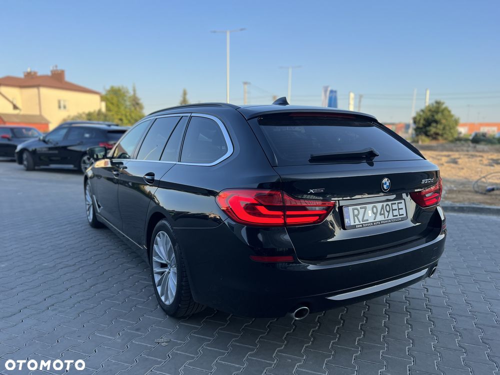 BMW Seria 5 530d xDrive - 6