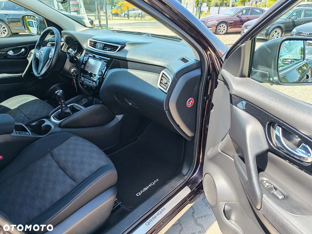 Nissan Qashqai 1.2 DIG-T Acenta - 24