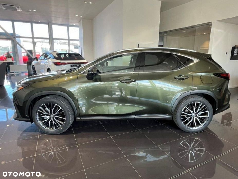 Lexus NX - 3