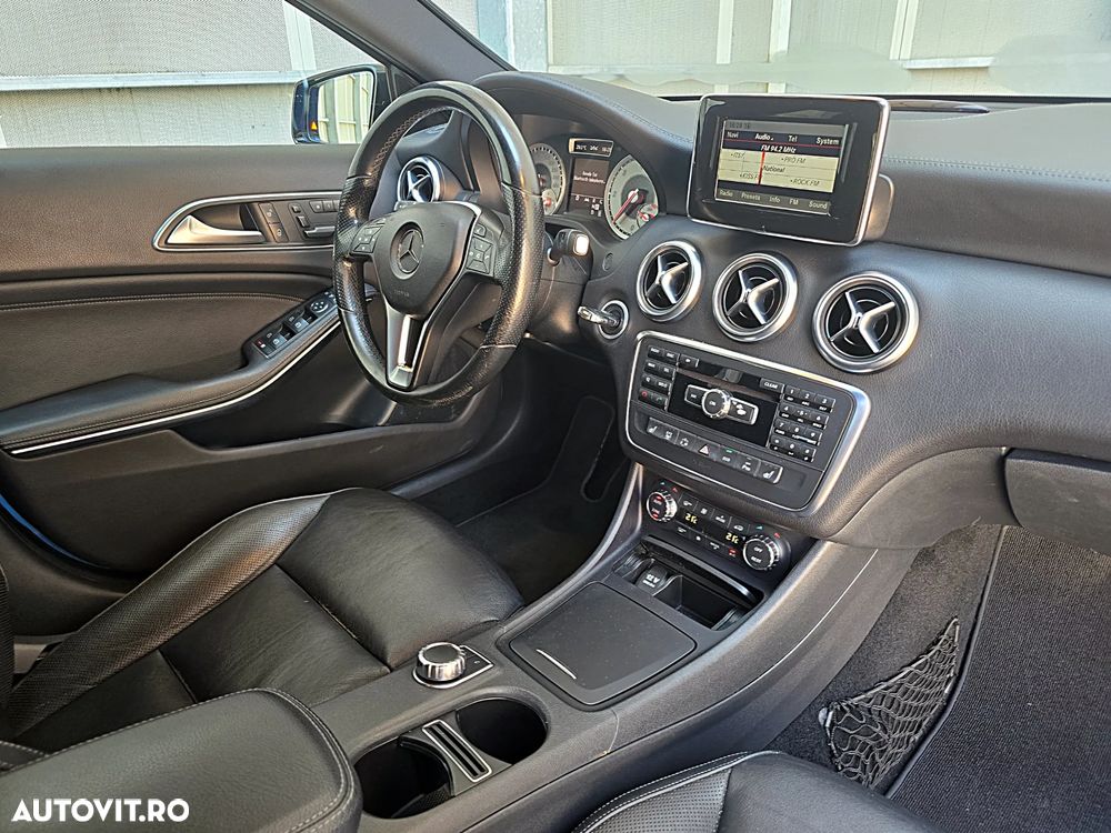 Mercedes-Benz A 220 d 7G-DCT AMG Line - 19