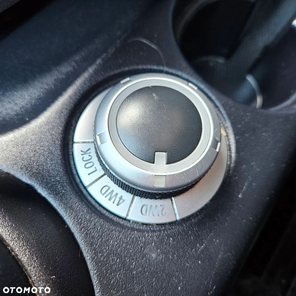 Mitsubishi Outlander - 31