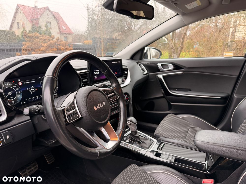 Kia Ceed 1.5 T-GDI L Business Line Plus DCT - 13