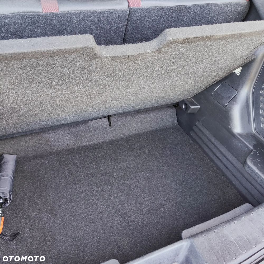 Nissan Juke 1.2 DIG-T N-Connecta EU6 - 3