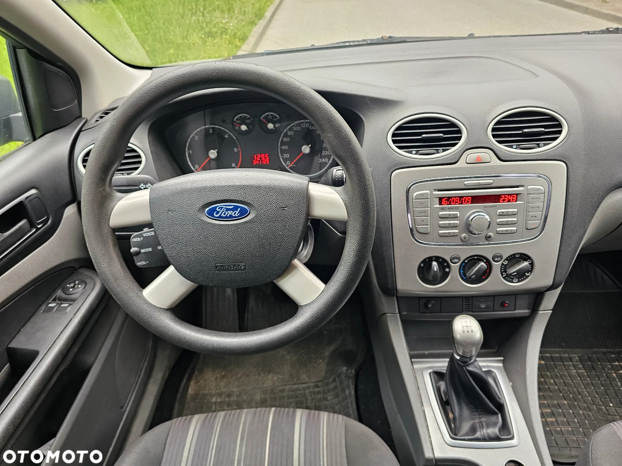 Ford Focus 1.6 TDCi Trend - 12