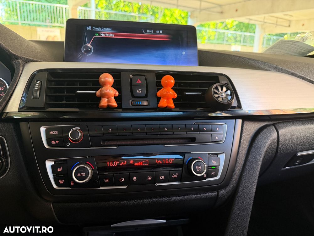 BMW Seria 3 320d xDrive Aut. M Sport Edition - 30