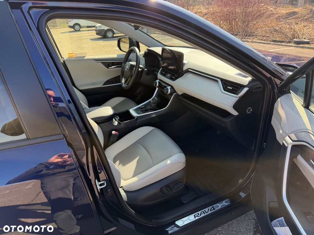 Toyota RAV4 - 15