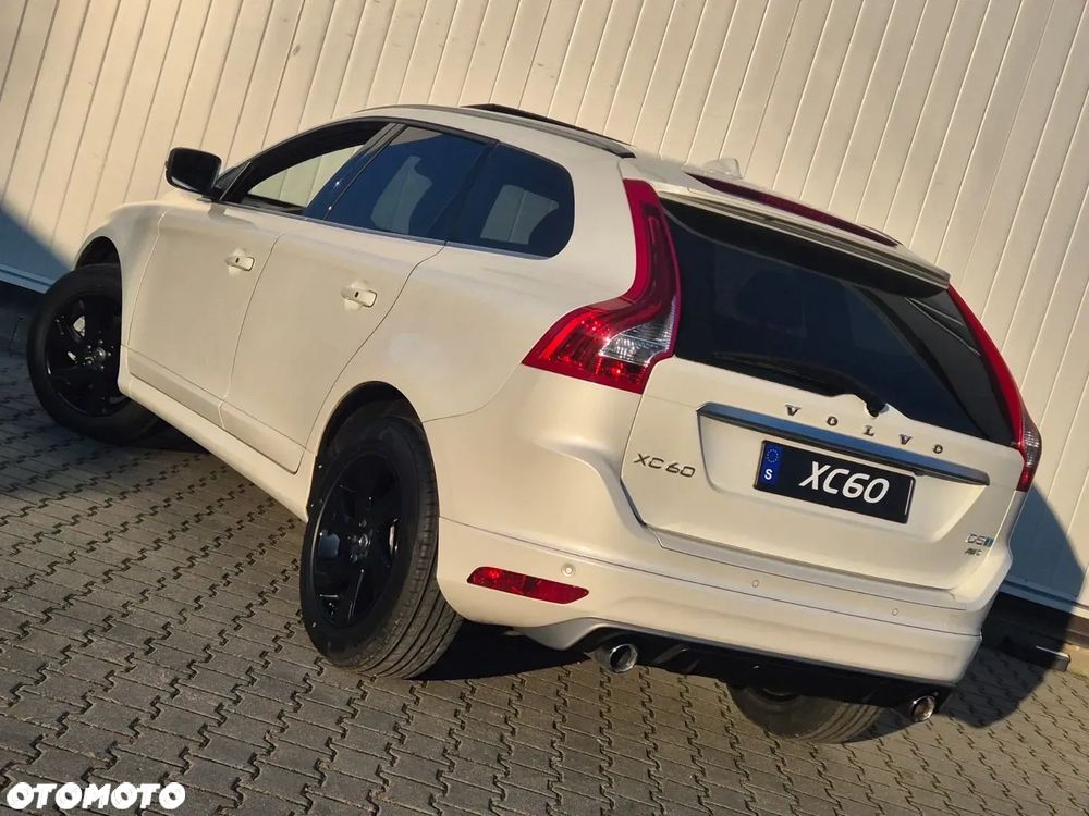 Volvo XC 60 D5 AWD Geartronic Summum - 7