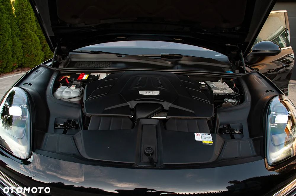 Porsche Cayenne - 38