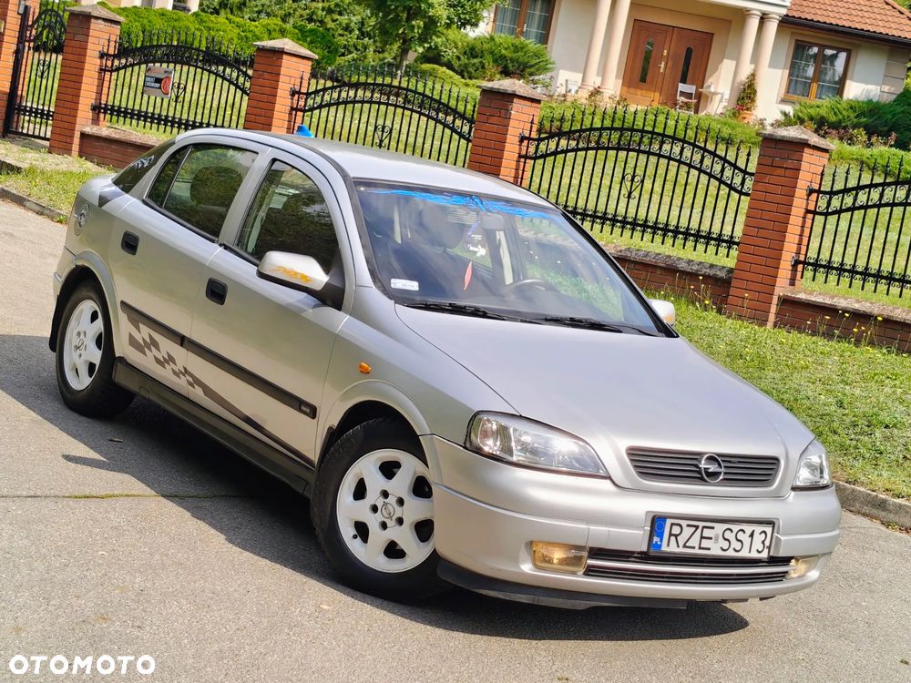 Opel Astra II 2.0 DI Comfort - 25