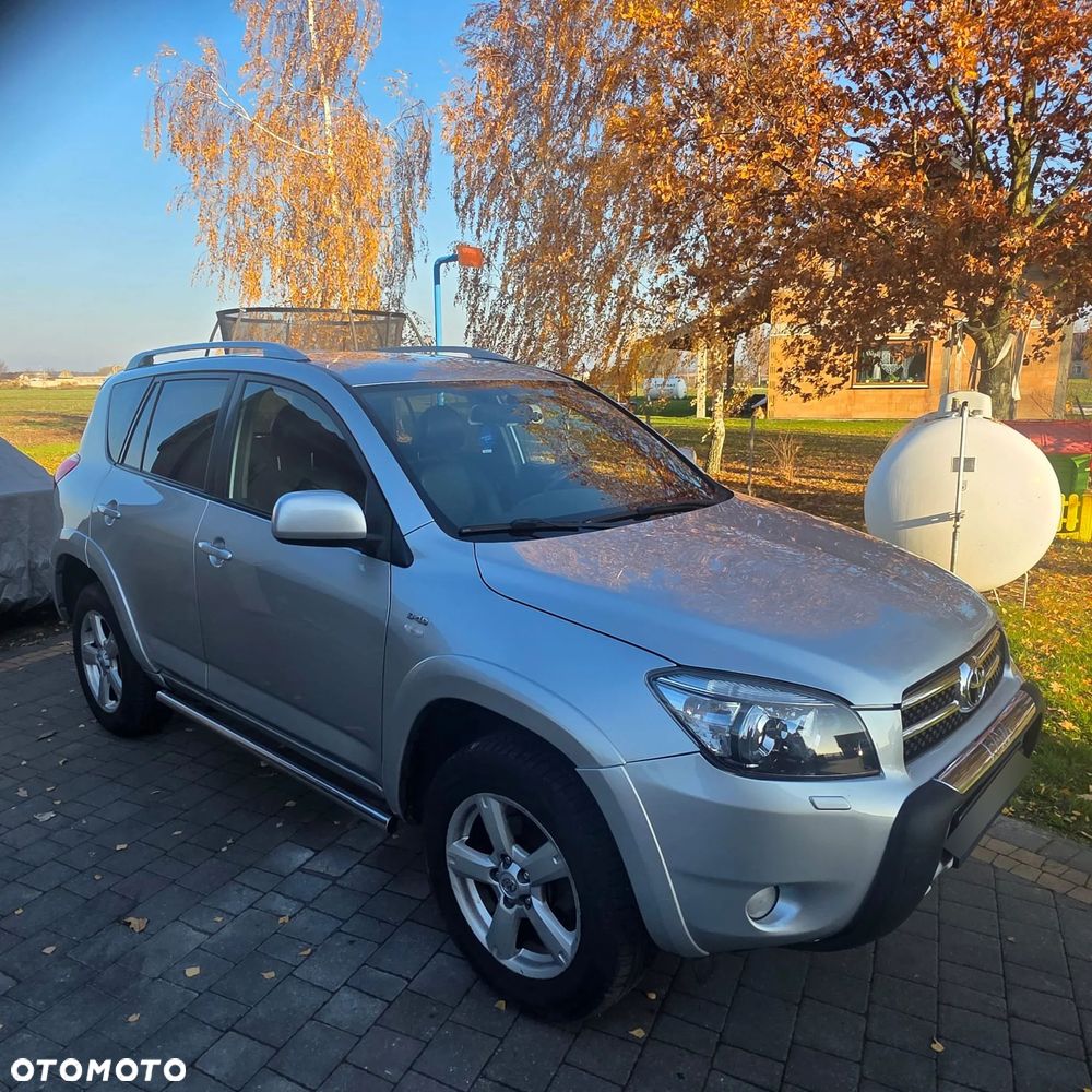 Toyota RAV4 2.2 D-4D Luna - 2