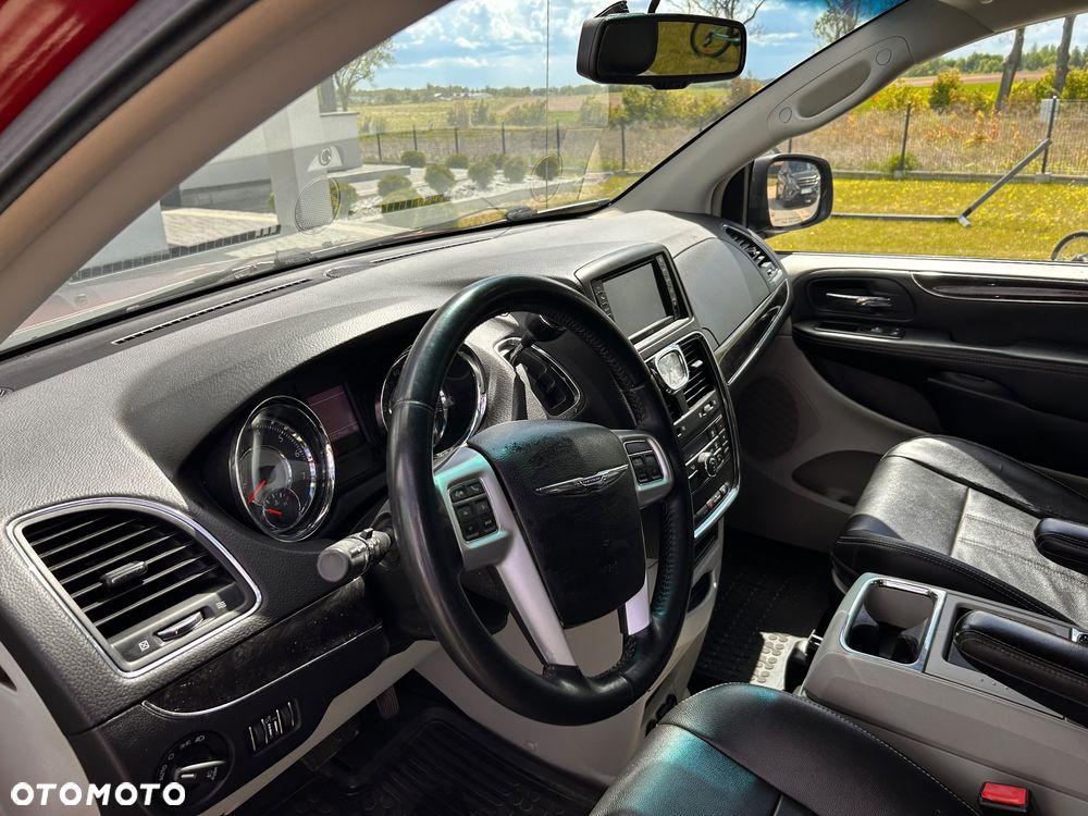 Chrysler Town & Country 3.6 Touring - 12